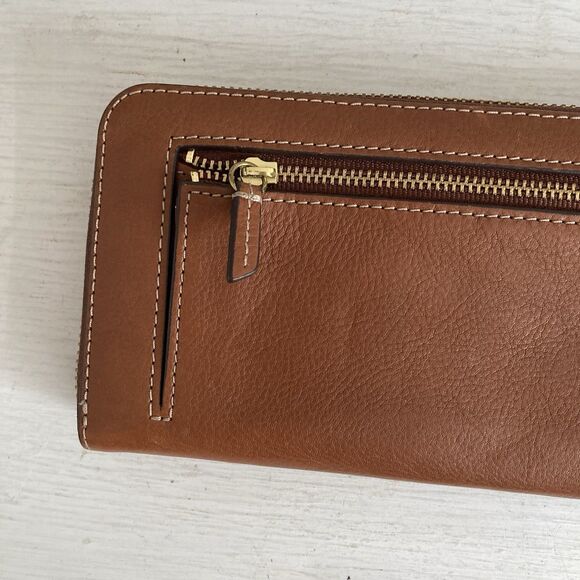 Fossil Emma Clutch Wallet Wristlet Brown Leather Zip Around Classic - Picture 6 of 12